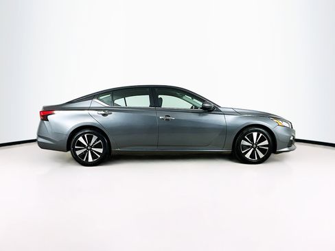 Used 2022 Nissan Altima 2.5 SV image 10