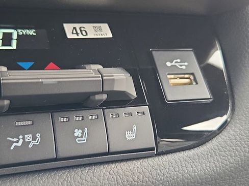 New 2026 Toyota Tundra Limited AWD/4WD image 20