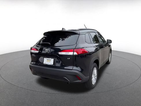 Used 2025 Toyota Corolla Cross LE FWD image 15