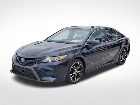 Used 2018 Toyota Camry SE FWD image 10