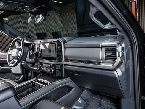 Used 2024 Ford F350 Platinum w/ FX4 Off-Road Package image 18