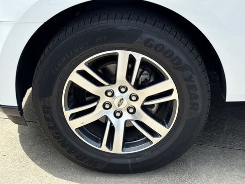 Used 2024 Ford Expedition Limited RWD image 12