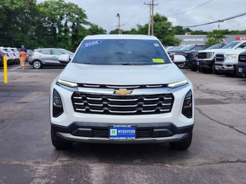 Used 2026 Chevrolet Equinox LT w/ Convenience Package II AWD/4WD image 8