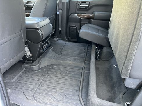 Used 2022 GMC Sierra 1500 Elevation AWD/4WD image 19