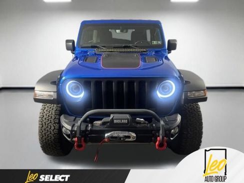 Used 2023 Jeep Wrangler Unlimited Rubicon w/ Cold Weather Group AWD/4WD image 2