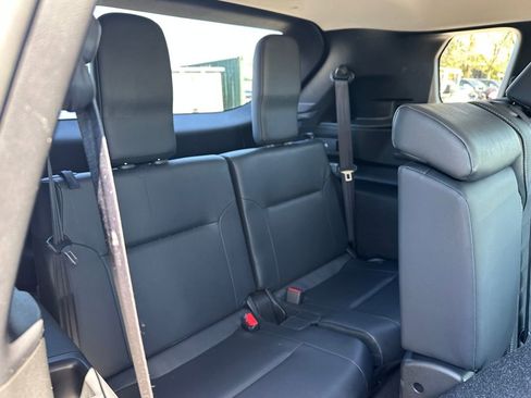 Used 2024 Mitsubishi Outlander SE AWD/4WD image 11