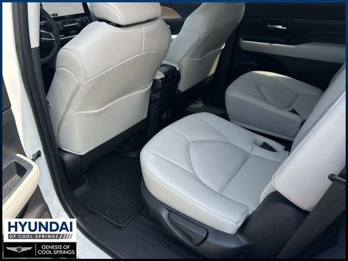 Used 2025 Toyota Grand Highlander FWD image 21