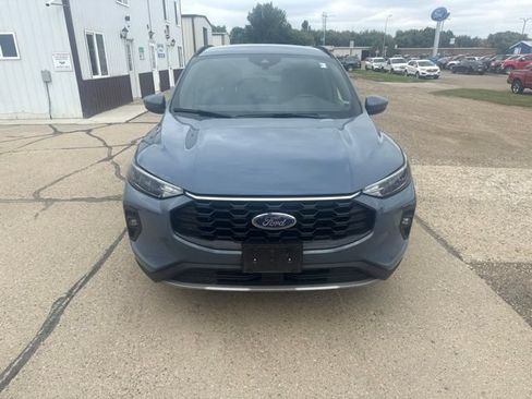 Used 2025 Ford Escape ST-Line Select AWD/4WD image 6