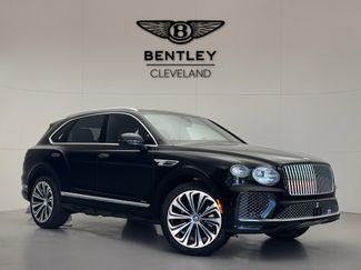 Used 2025 Bentley Bentayga video 1