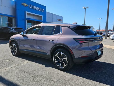 New 2026 Chevrolet Equinox EV LT image 7