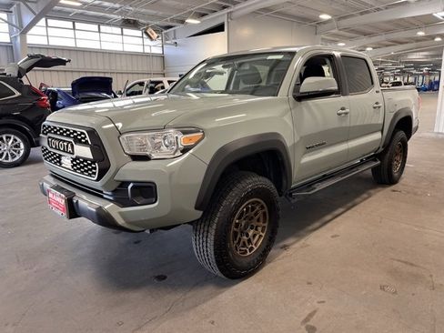 Used 2023 Toyota Tacoma Trail Edition image 7