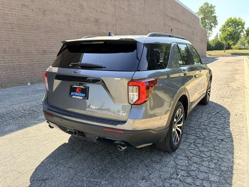 Used 2023 Ford Explorer ST-Line w/ Class IV Trailer Tow Package AWD/4WD image 5