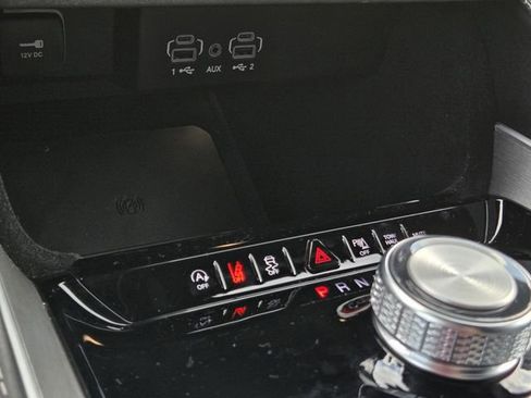 New 2025 Jeep Wagoneer Series II w/ Premium Group I image 14