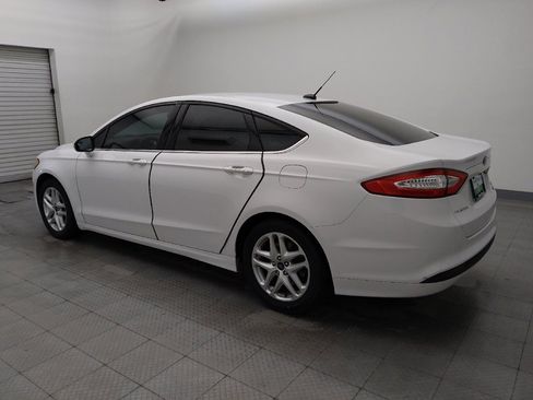 Used 2014 Ford Fusion SE image 3