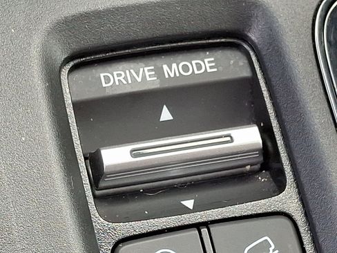 Used 2024 Honda CR-V EX-L image 24