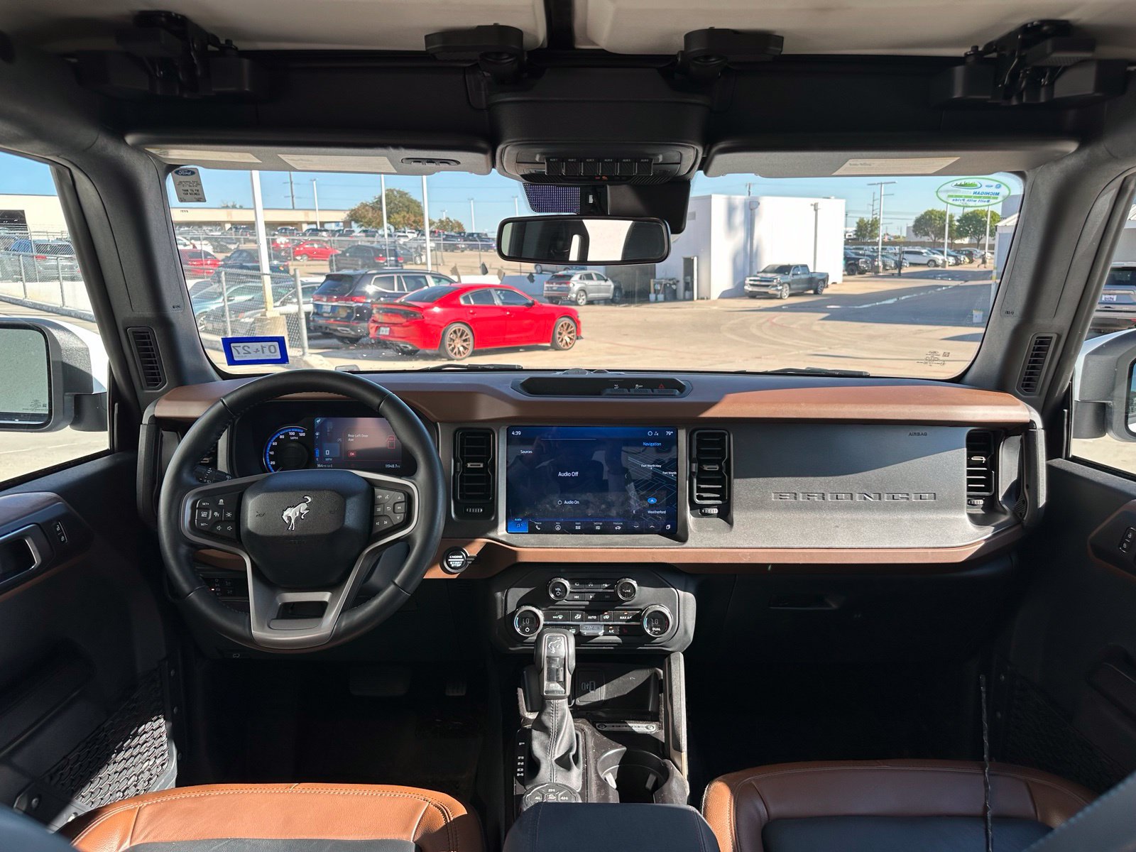 Used 2024 Ford Bronco Outer Banks AWD/4WD image 16
