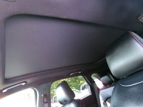 Used 2023 Ford Edge ST-Line AWD/4WD image 18
