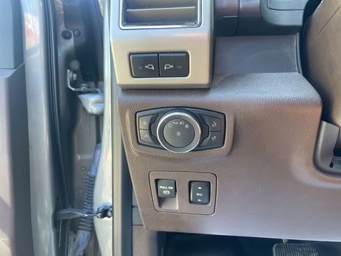Used 2019 Ford F150 King Ranch w/ Max Trailer Tow Package AWD/4WD image 17