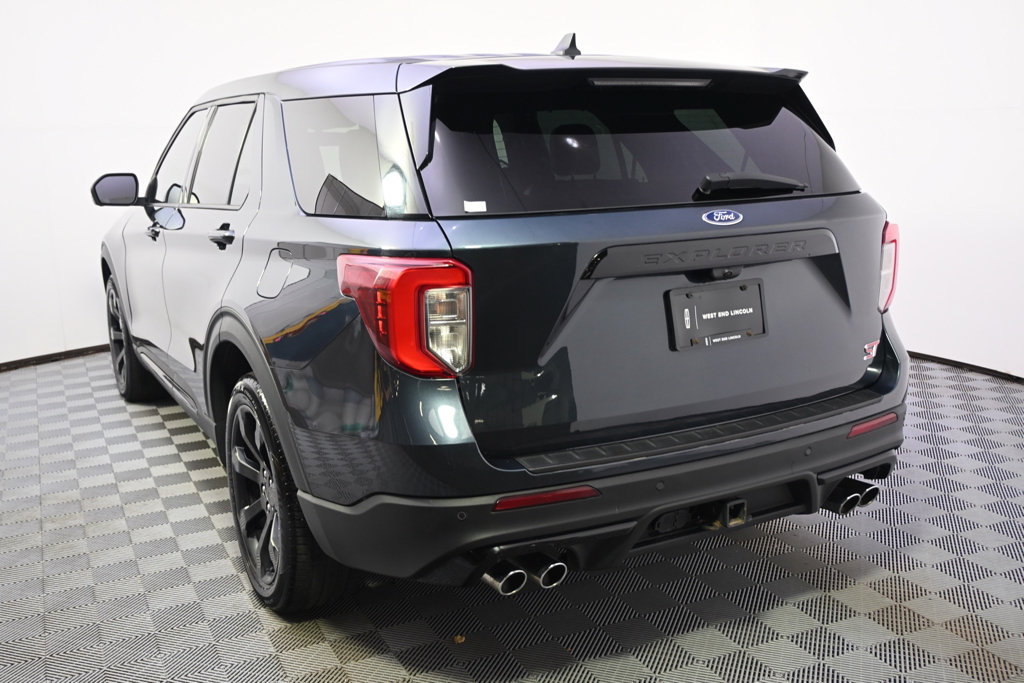 Used 2022 Ford Explorer ST w/ ST Street Pack AWD/4WD image 4
