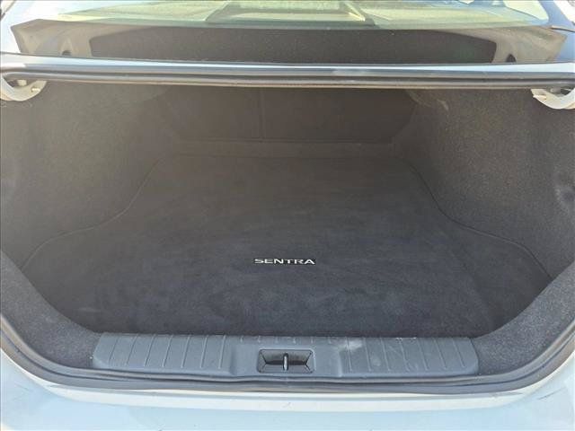 Used 2025 Nissan Sentra SV FWD image 6