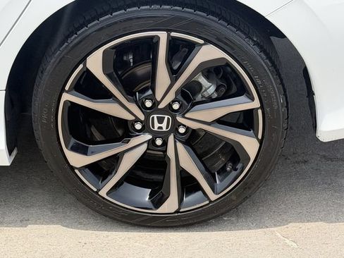 Used 2021 Honda Civic Sport image 8