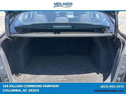 Used 2025 Nissan Versa SV FWD image 8