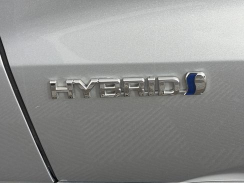 Used 2021 Toyota Sienna XLE image 21