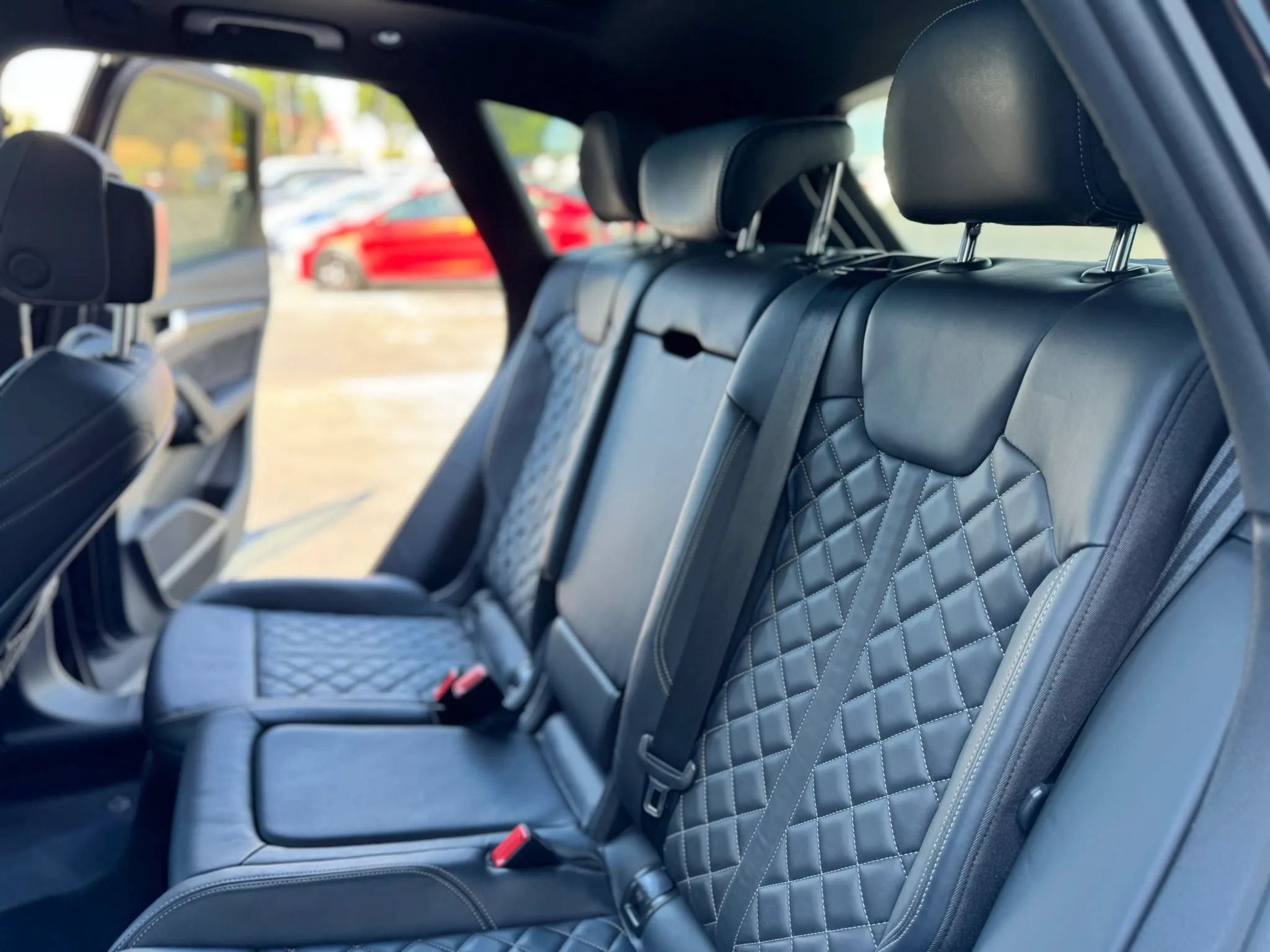 Used 2018 Audi SQ5 Prestige w/ Prestige Package AWD/4WD image 16