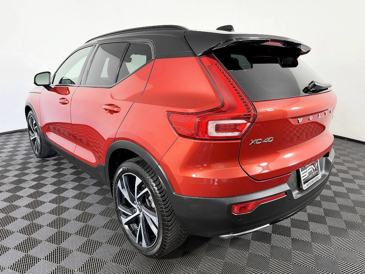 Used 2020 Volvo XC40 T5 R-Design w/ Protection Package Premier AWD/4WD image 17