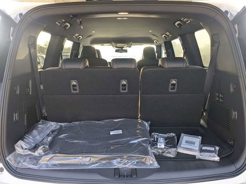 New 2026 Nissan Armada SL w/ Captain's Chari Seat Package RWD image 13