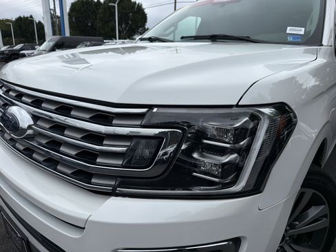 Used 2021 Ford Expedition Max Limited AWD/4WD image 6