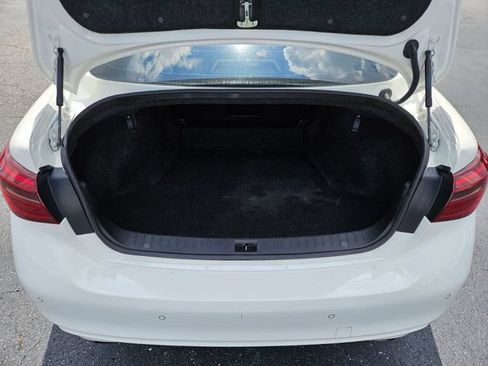 Used 2021 INFINITI Q50 Luxe RWD image 17