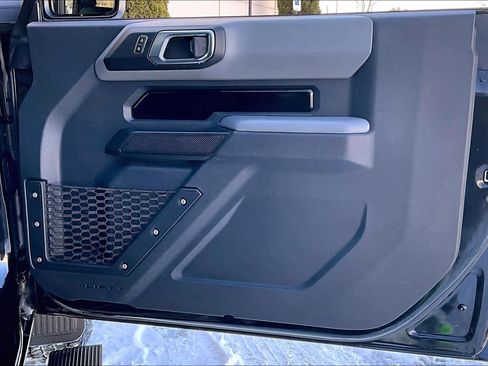 Used 2022 Ford Bronco Big Bend image 23