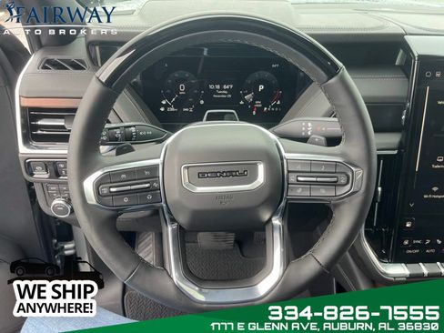 Used 2025 GMC Yukon XL Denali w/ Denali Reserve Package AWD/4WD image 21