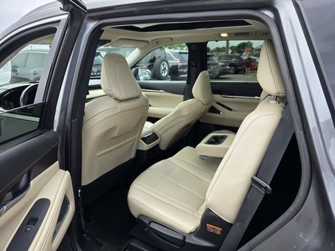 Used 2023 INFINITI QX60 Sensory w/ Vision Package AWD/4WD image 25