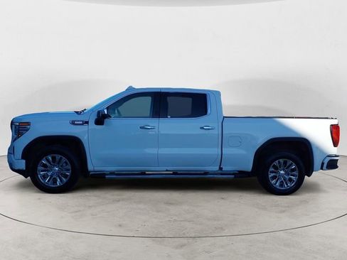 Used 2023 GMC Sierra 1500 Denali w/ Technology Package image 2