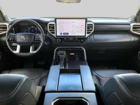 Used 2023 Toyota Sequoia Platinum AWD/4WD image 16