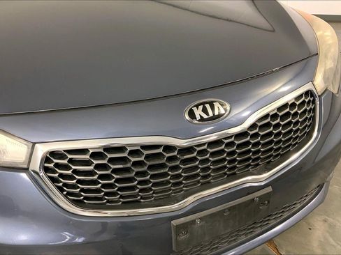 Used 2016 Kia Forte EX FWD image 28