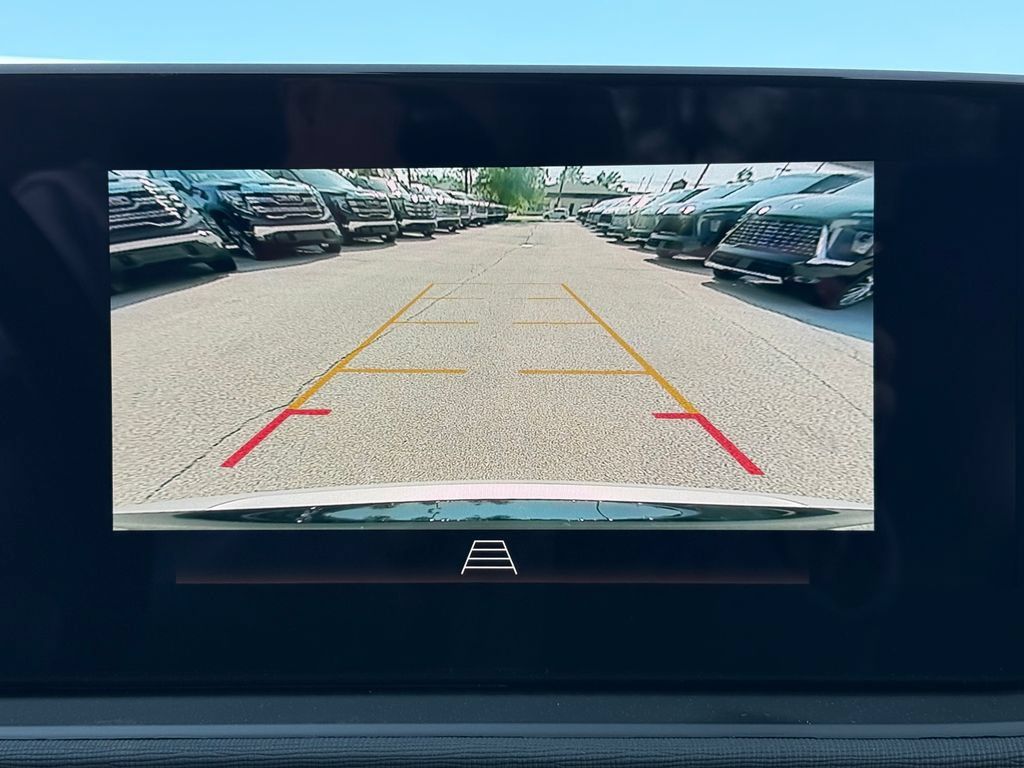 New 2026 Buick Envista Sport Touring FWD image 31