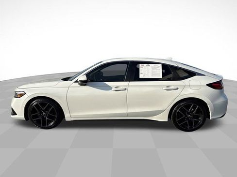 Used 2023 Honda Civic Sport Touring image 4