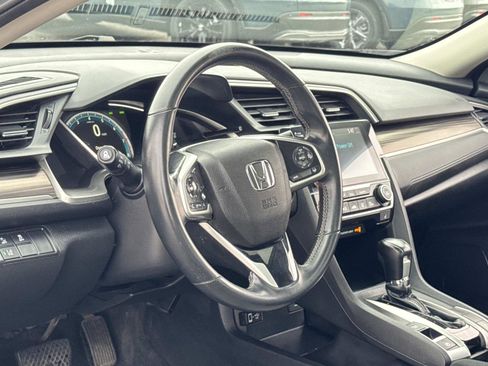Used 2021 Honda Civic EX image 11