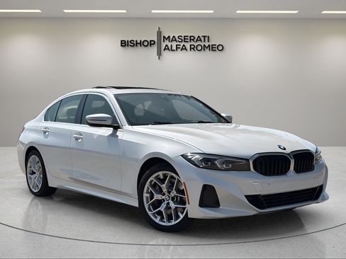 Used 2025 BMW 330i Sedan RWD image 1
