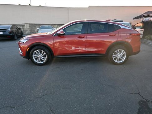 Used 2024 Buick Envista Preferred image 7