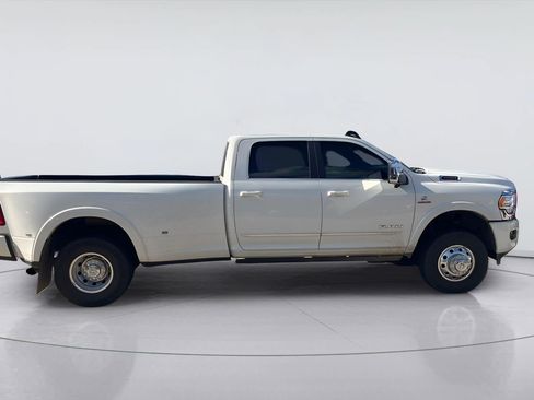Used 2024 RAM 3500 Limited AWD/4WD image 4