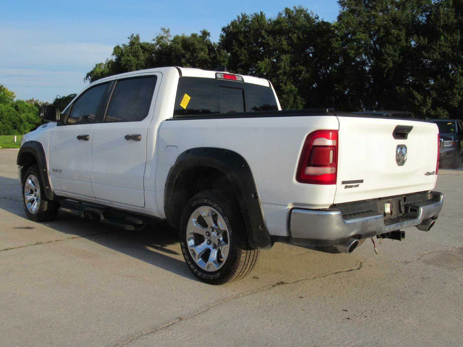 Used 2023 RAM 1500 Big Horn AWD/4WD image 3