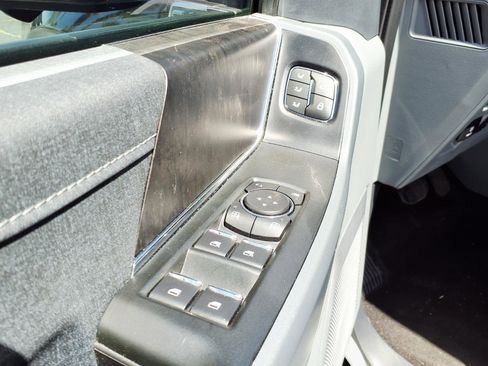 Used 2022 Ford F150 Lariat w/ Equipment Group 502A High image 19