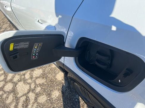 New 2026 Volvo EX30 Cross Country Ultra w/ Protection Package image 19