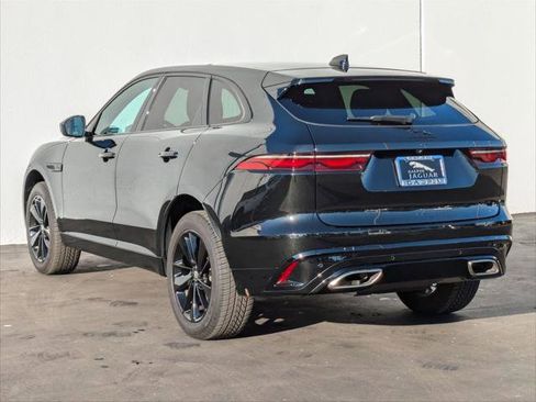 Used 2024 Jaguar F-PACE R-Dynamic S image 3