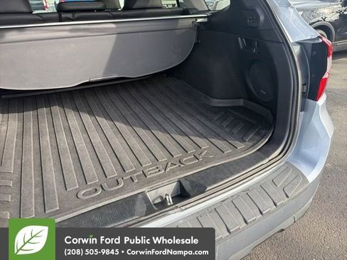 Used 2016 Subaru Outback 2.5i Limited image 32