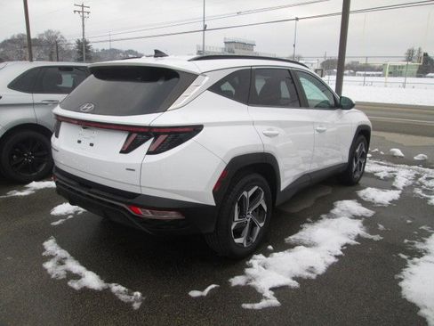Used 2022 Hyundai Tucson SEL w/ Convenience + Premium Package image 4
